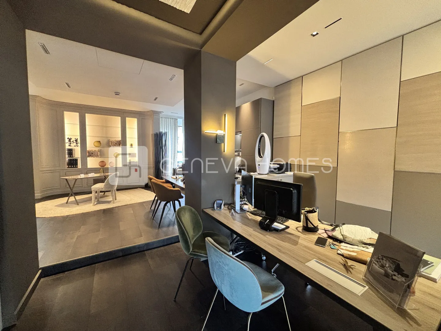 Magnifique arcade en plein centre-ville - Emplacement premium - Photo 6 sur 7