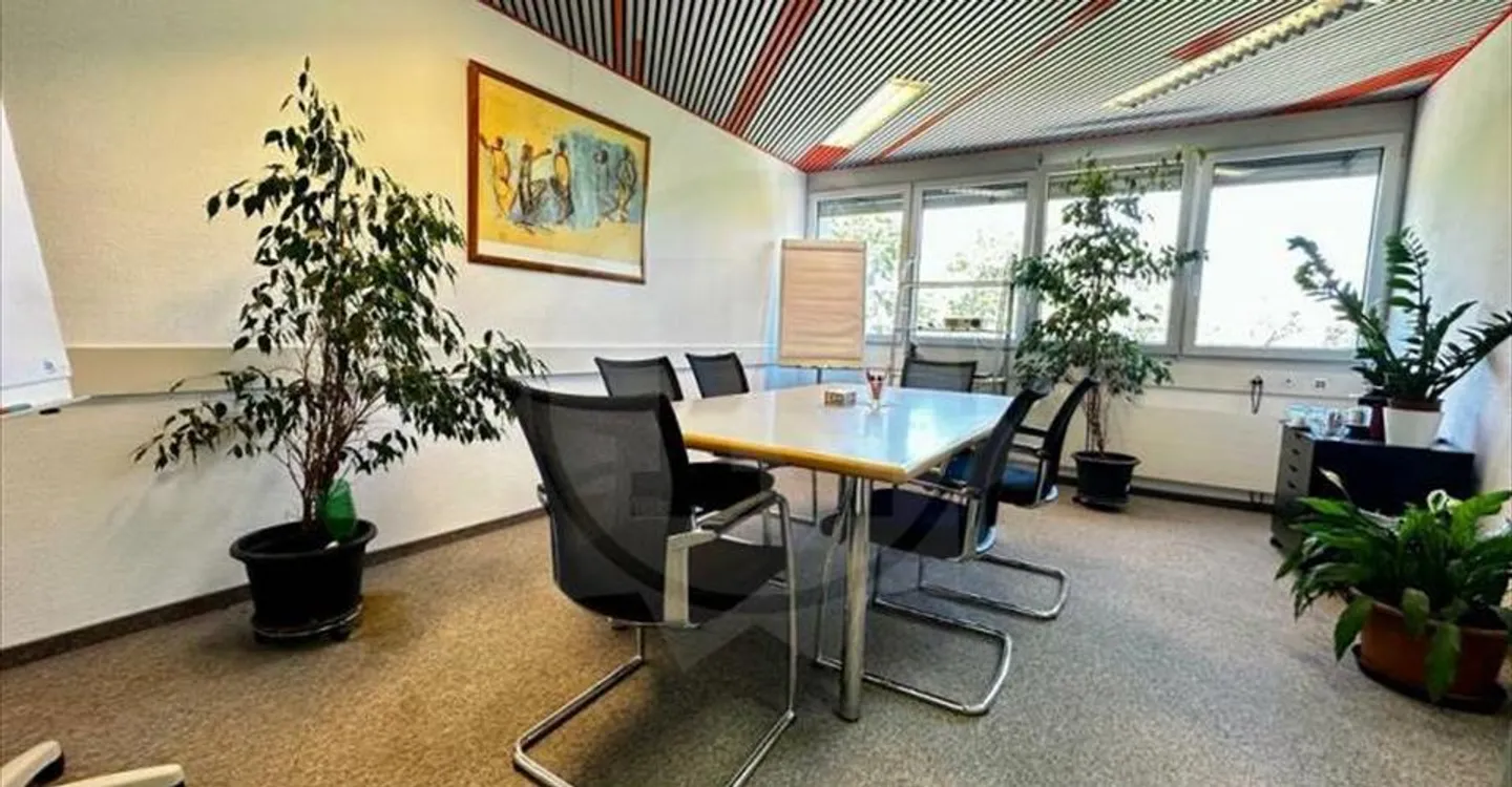 Office space for rent - Photo 9 of 9