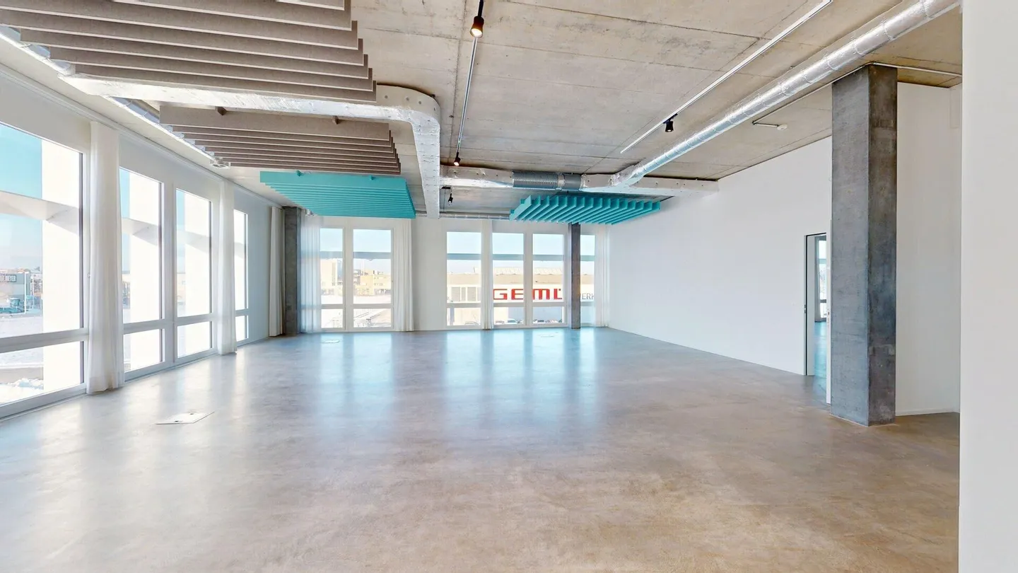 Spazio ufficio flessibile in una posizione privilegiata - Foto 3 di 9