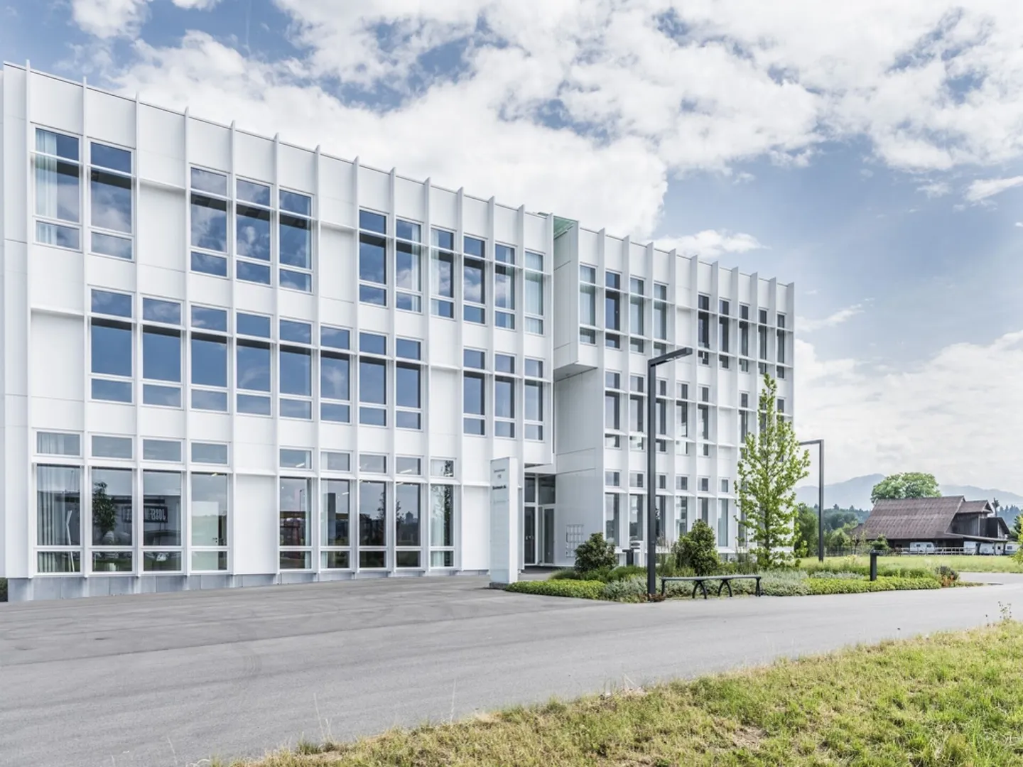 Spazio ufficio flessibile in una posizione privilegiata - Foto 8 di 9