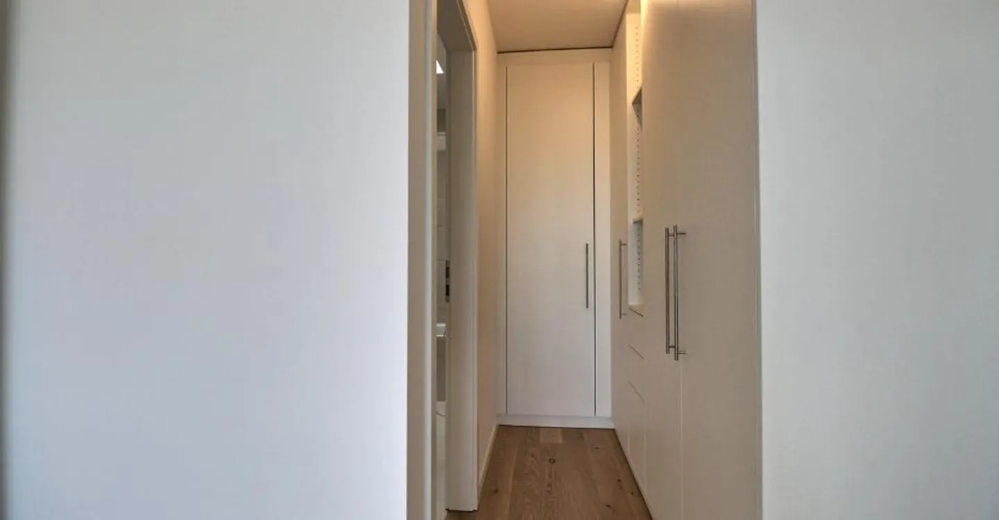 Attico di 4,5 stanze con vista libera! - Foto 3 di 9