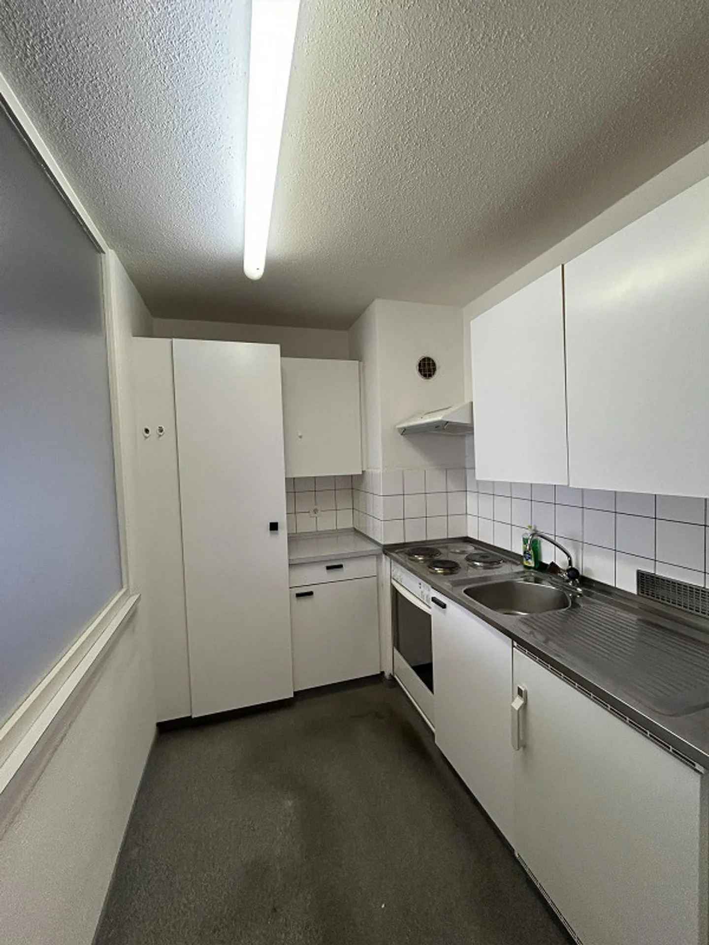 Appartement pratique 2 pièces dans un emplacement central - Photo 1 sur 6