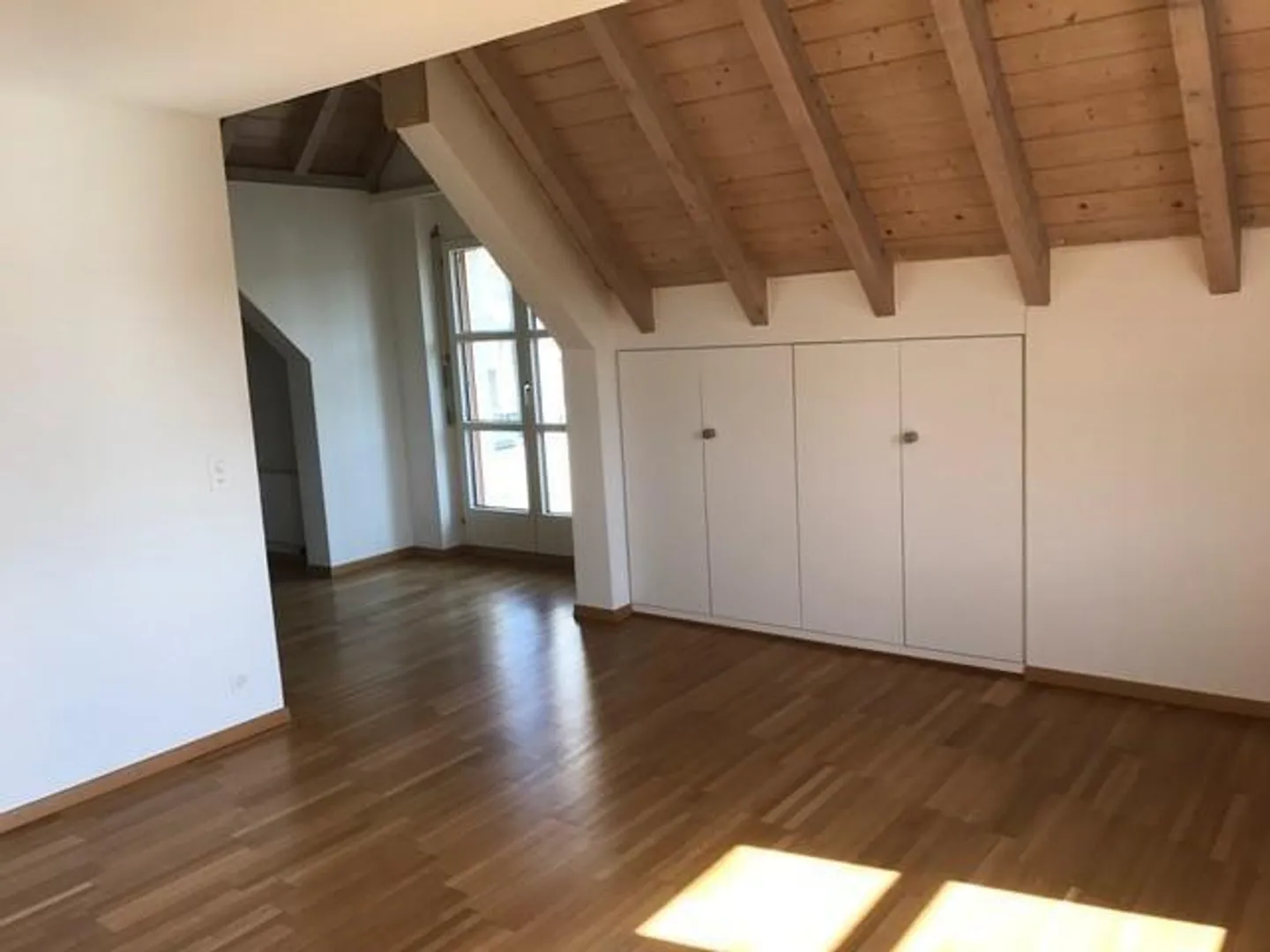 Light-Filled Apartment in Watt (Regensdorf) - Photo 3 of 6