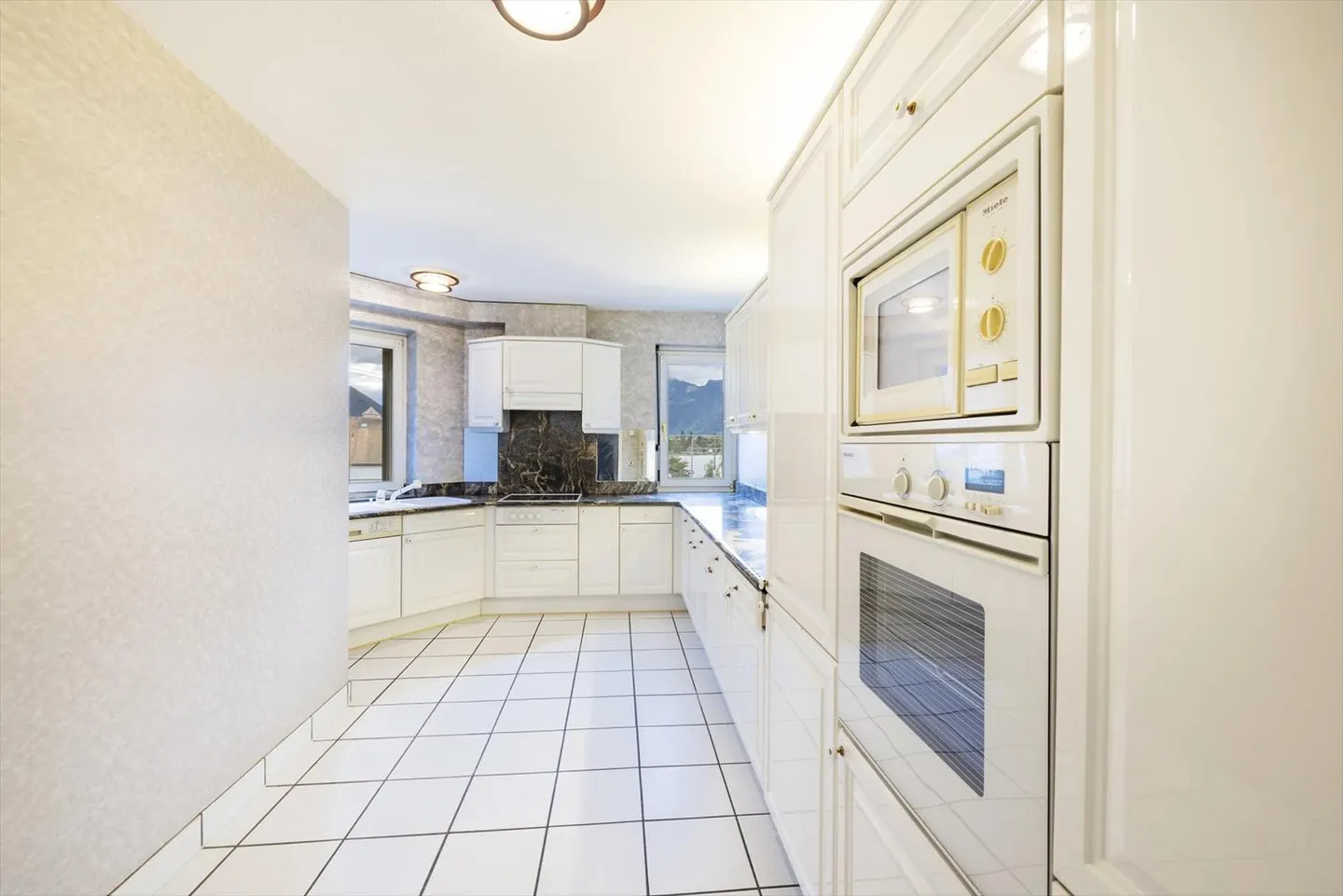 Magnifico appartamento di 6,5 stanze sui Quais de Villeneuve - Foto 5 di 10