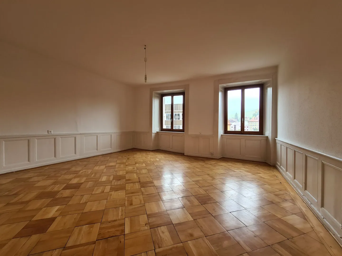 Residential building for sale - Photo 4 of 4