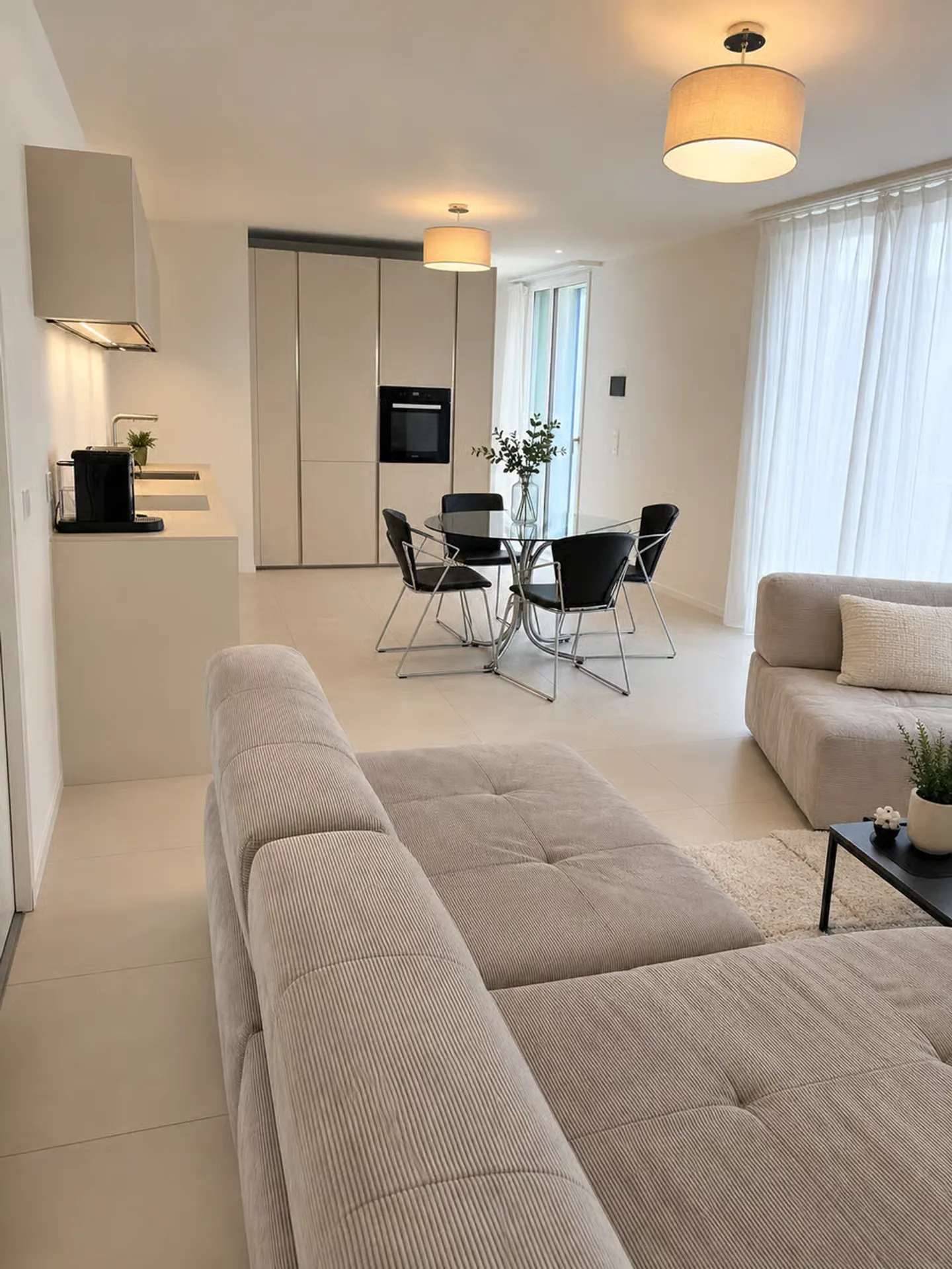Marly - Superbo appartamento nuovo di 3,5 locali con grande balcone e parcheggio sotterraneo - Foto 2 di 6
