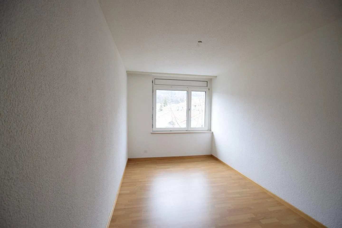 Appartamento affascinante 3.5 locali con balcone e bella vista a Wie... - Foto 12 di 13