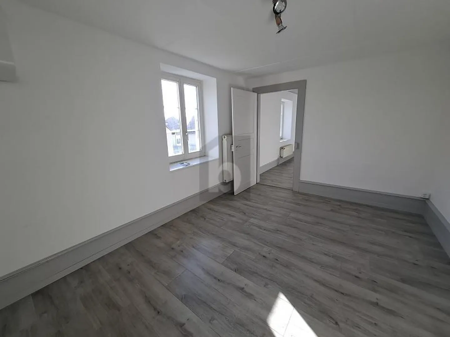 Appartement Rénové et Cosy - Photo 4 sur 6