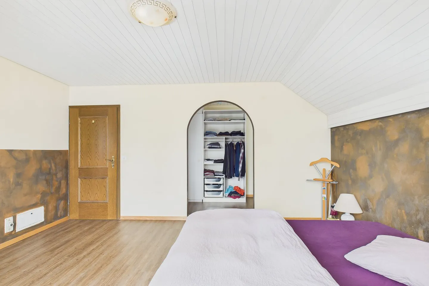 Herrschaftliche Villa über den Dächern von Lyss - Foto 21 von 28