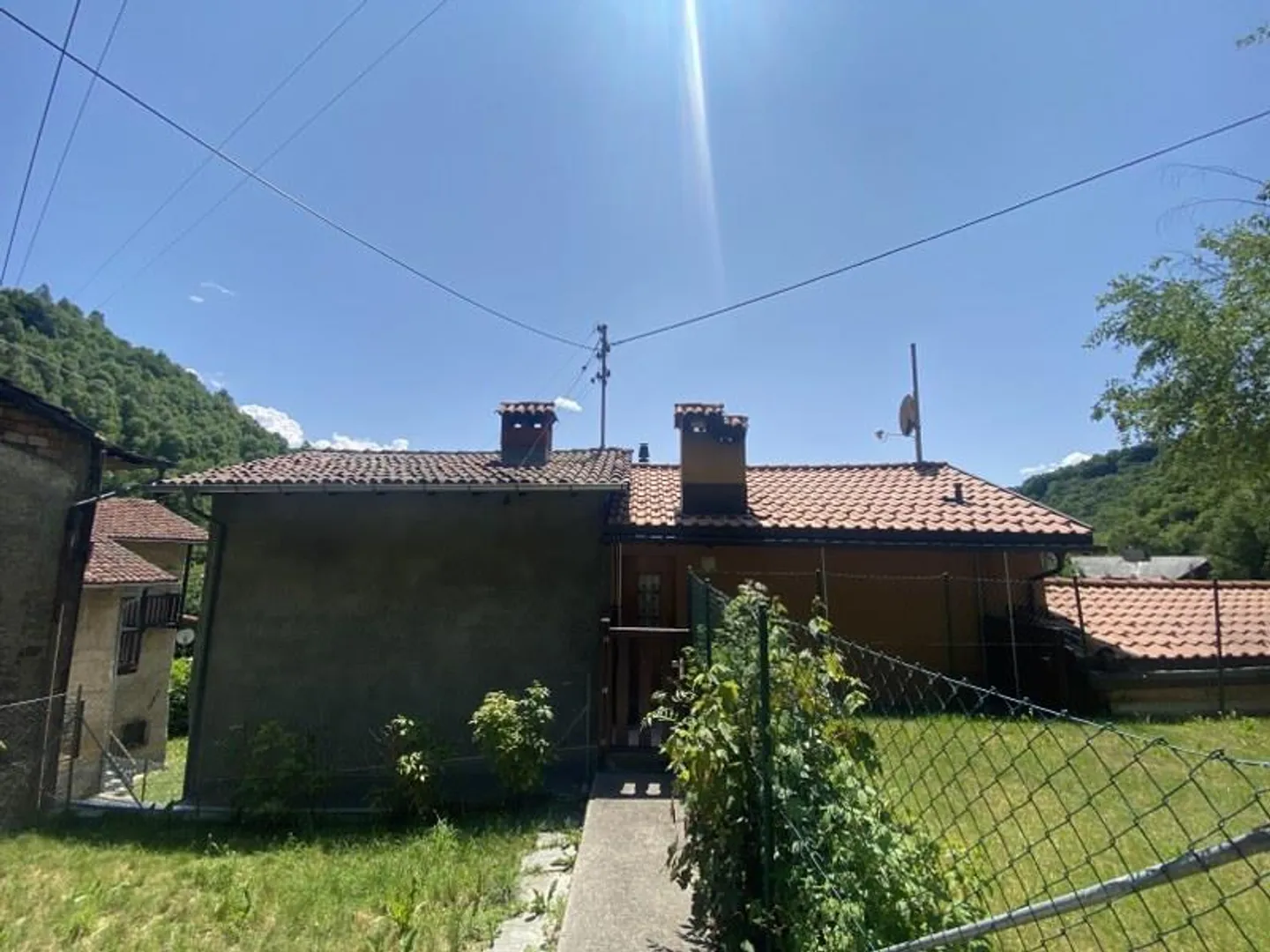 APPARTAMENTO PER VACANZE 4.5 STANZE TRA LE MONTAGNE - Foto 5 di 5