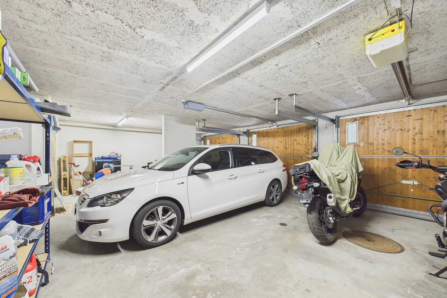 Herrschaftliche Villa über den Dächern von Lyss - Foto 27 von 28