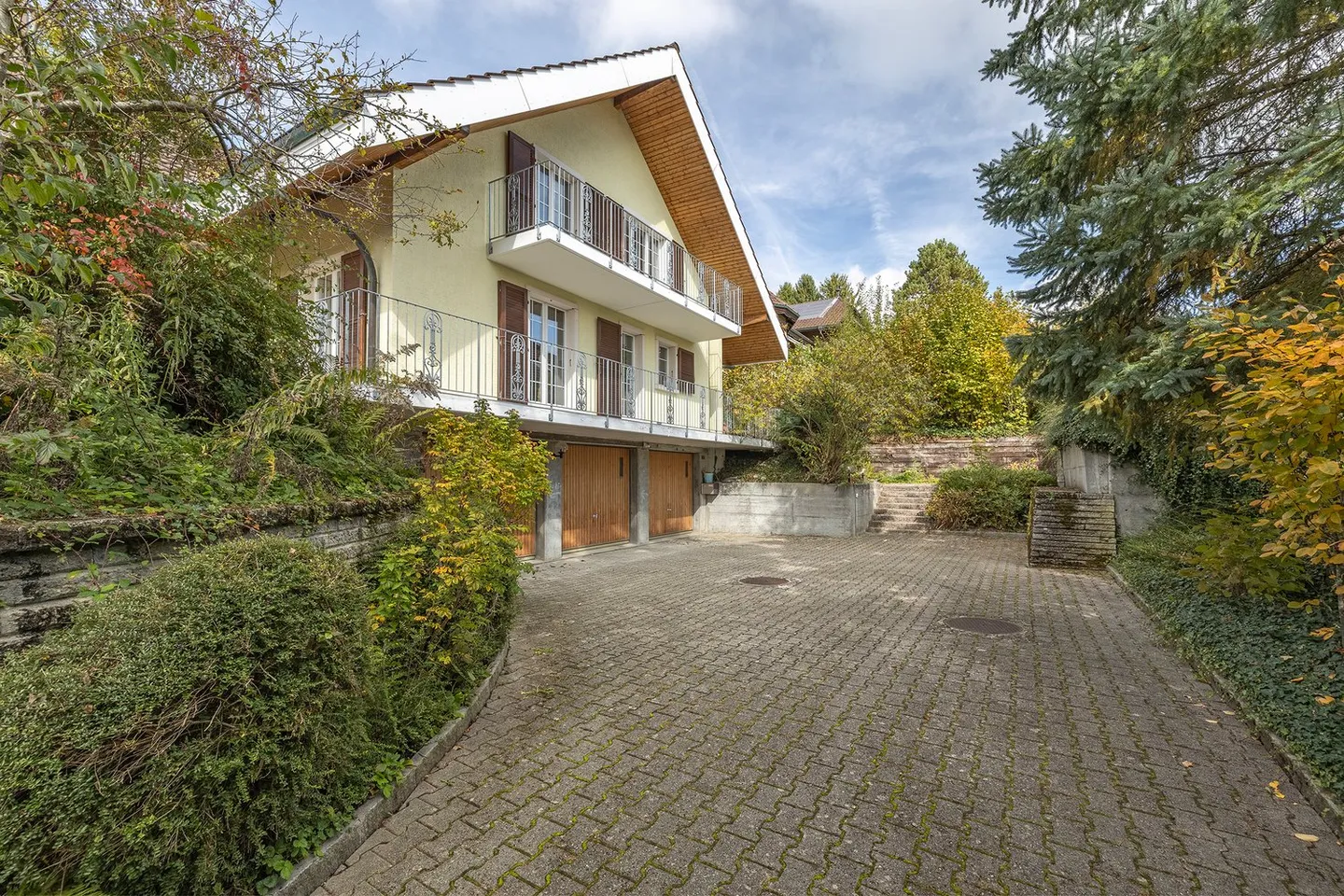 Herrschaftliche Villa über den Dächern von Lyss - Foto 28 von 28