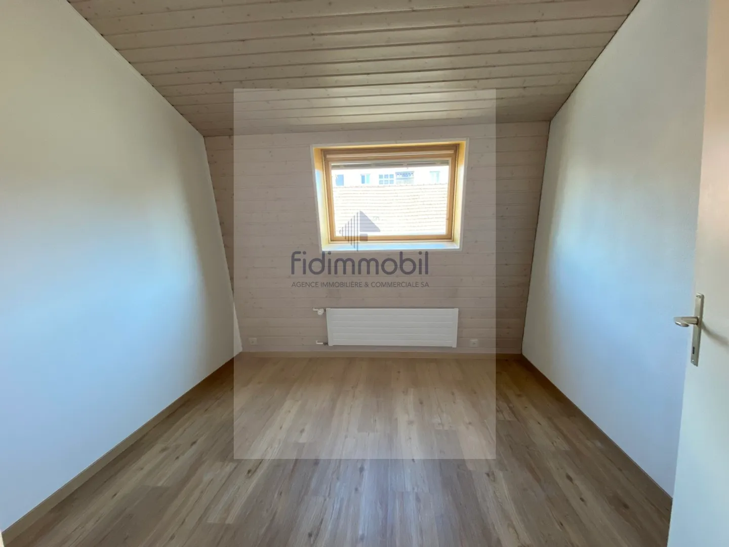 Appartement 4.5 pièces rénové - Photo 6 sur 15