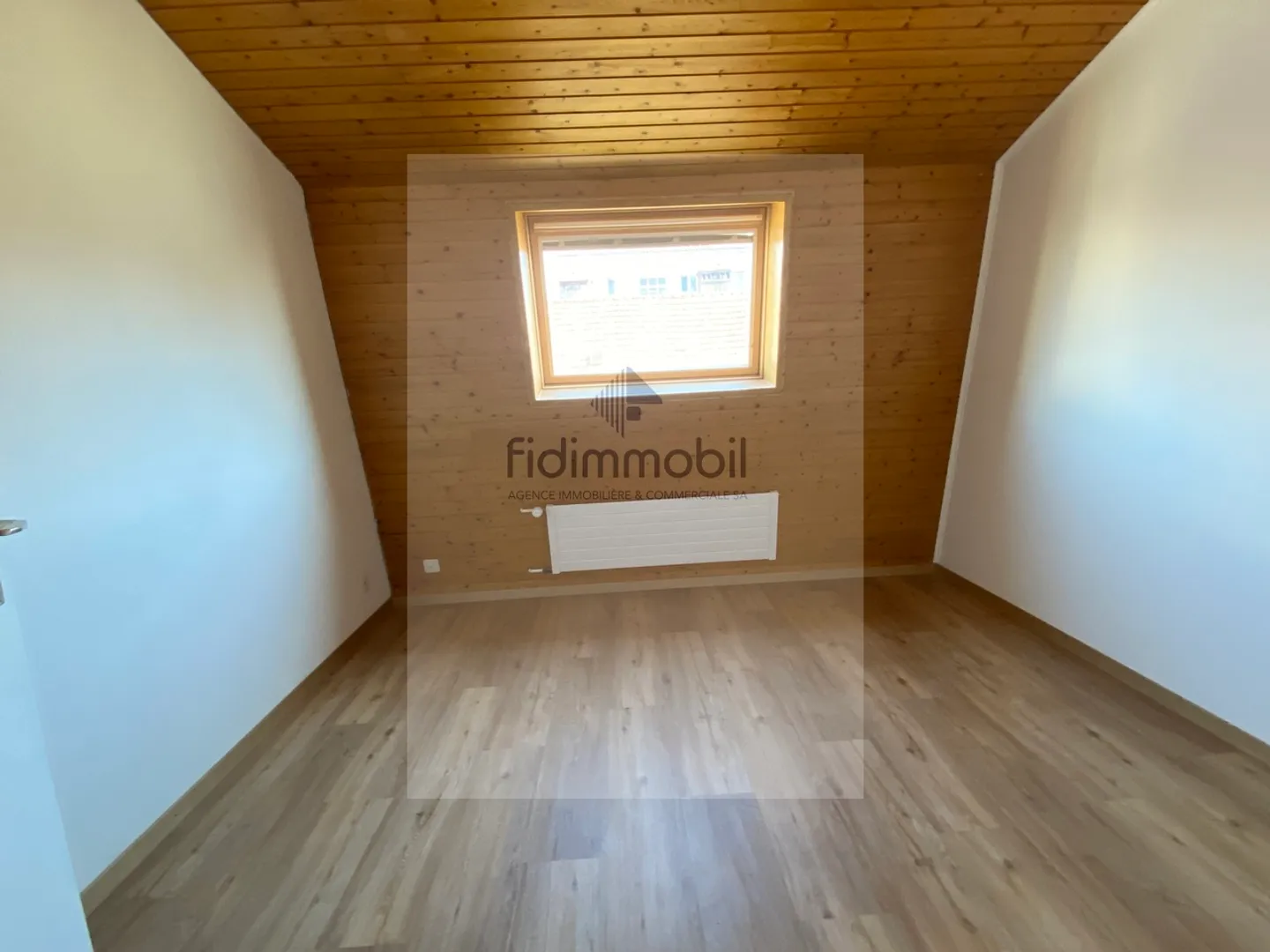 Appartement 4.5 pièces rénové - Photo 7 sur 15