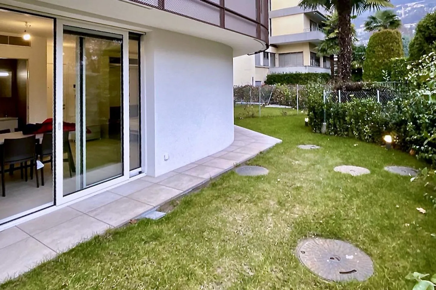 Newly built apartment with private garden - Photo 7 of 12