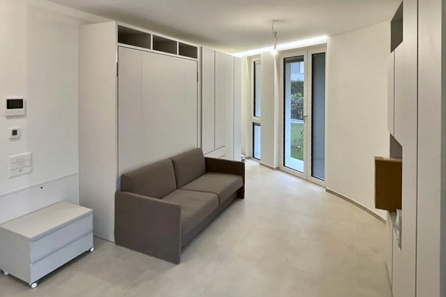 Newly built apartment with private garden - Photo 8 of 12