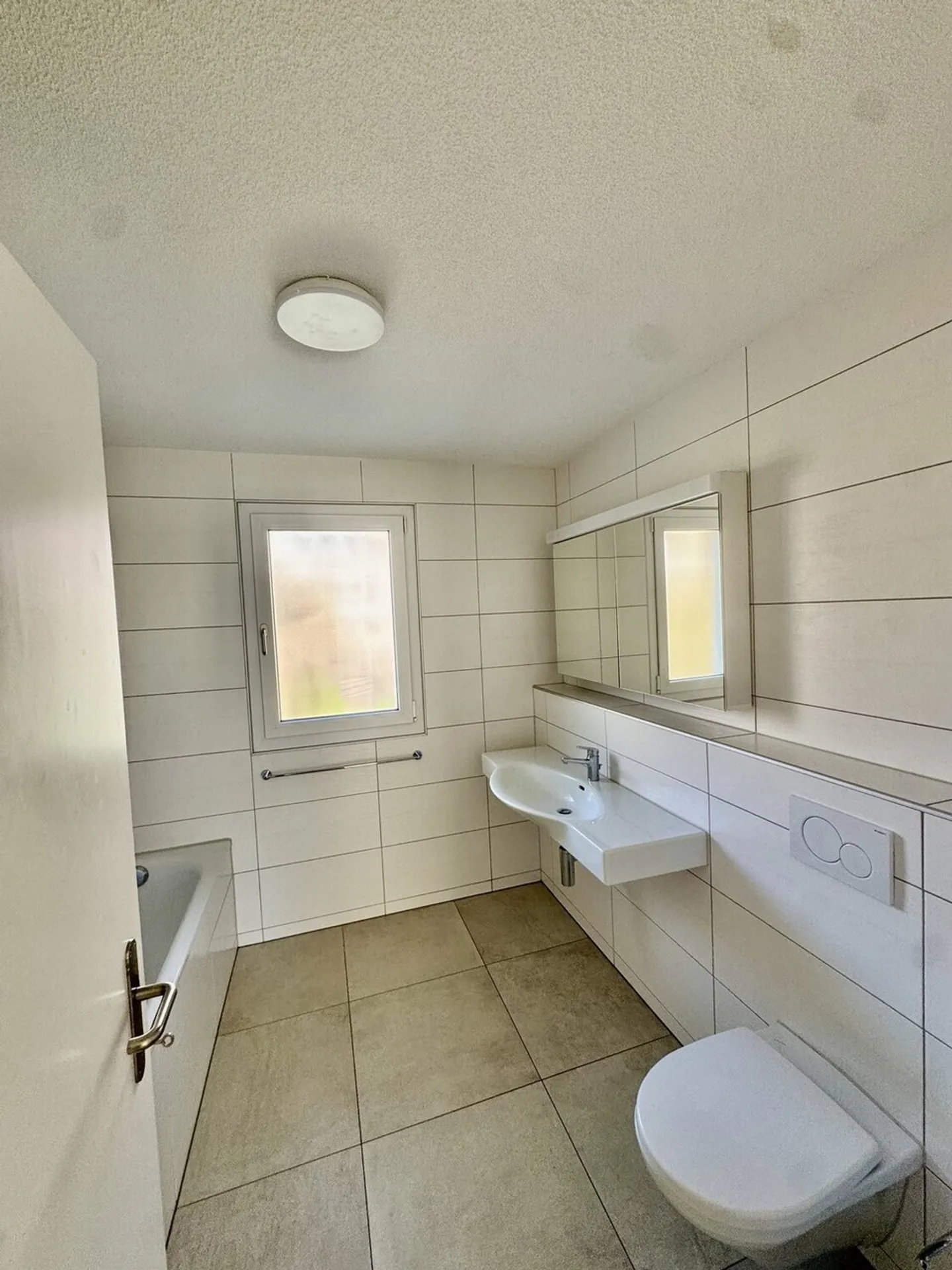 Felicità abitativa nel verde con vista soleggiata - Foto 8 di 10