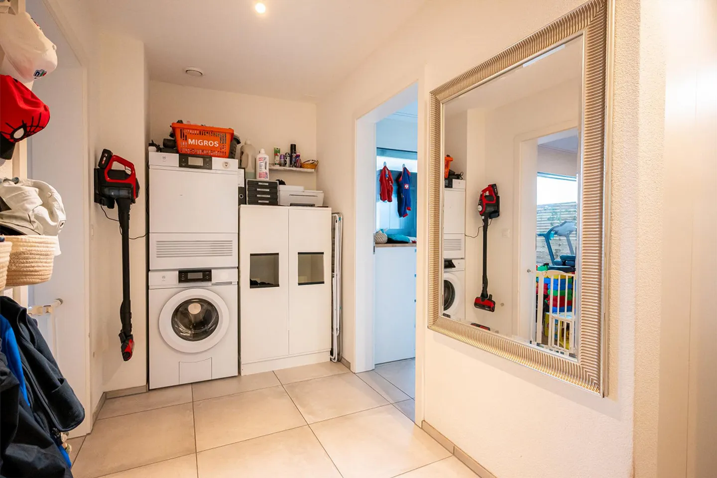Moderne 3.5-Zimmerwohnung mit Balkon und Garten in Toffen zu verkaufen - Foto 10 von 16