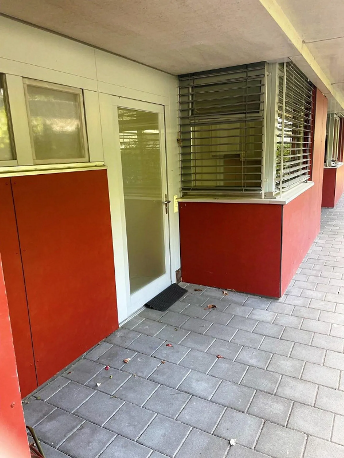 Appartement moderne 2 pièces avec jardin privé dans un emplacement central ! - Photo 9 sur 9