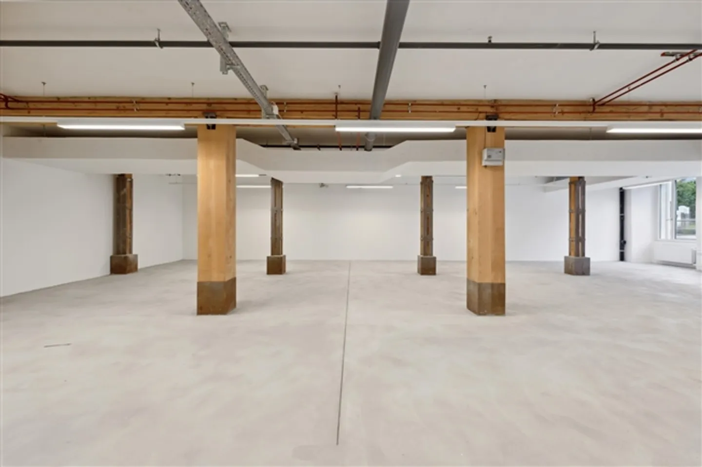 Espace de vente dans un emplacement bien desservi - Photo 6 sur 7