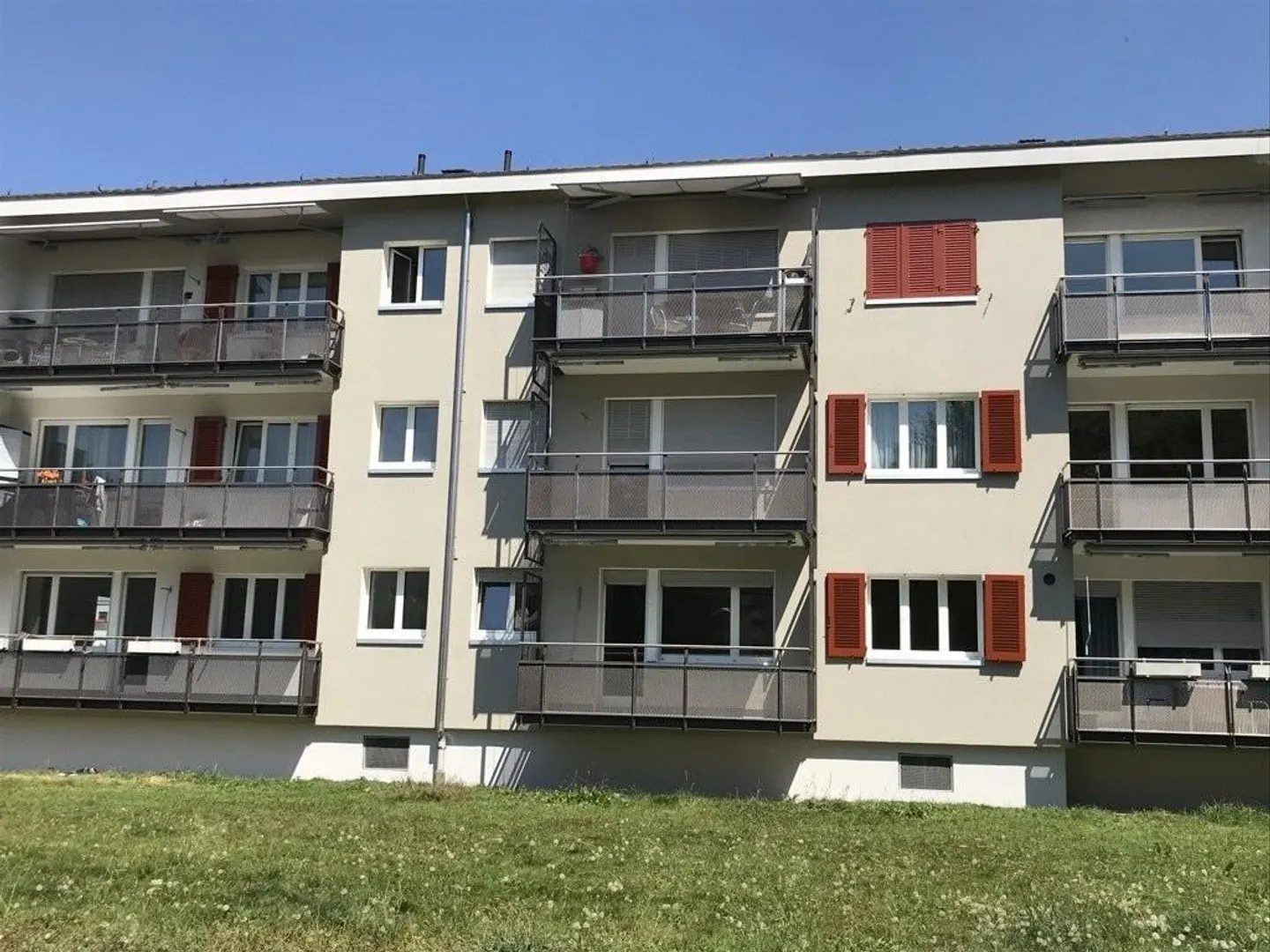 Komfortable 4.5 Zimmer Wohnung - Foto 1 von 9