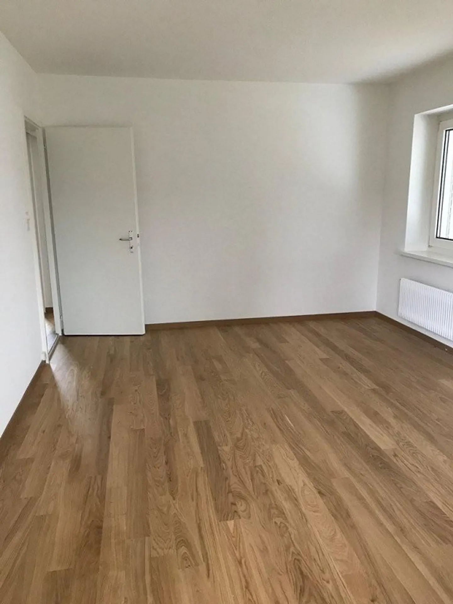 Komfortable 4.5 Zimmer Wohnung - Foto 3 von 9