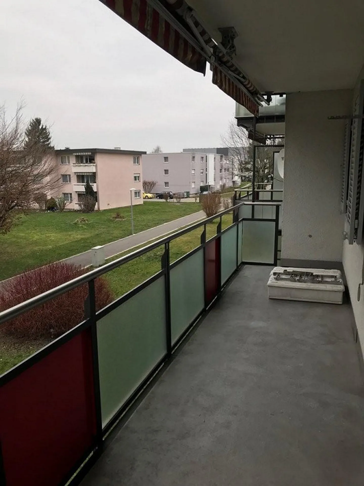 Komfortable 4.5 Zimmer Wohnung - Foto 8 von 9