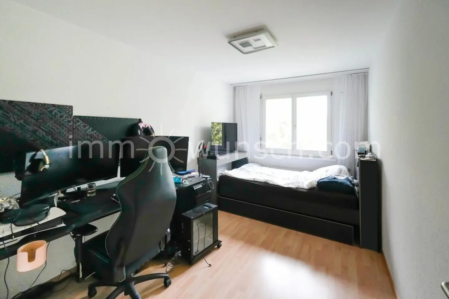 Spacious Family Apartment in Steinhausen - Photo 9 of 11