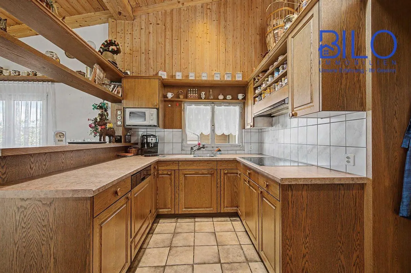 Maison individuelle au caractère unique avec appartement sur un terrain exceptionnel... - Photo 3 sur 13
