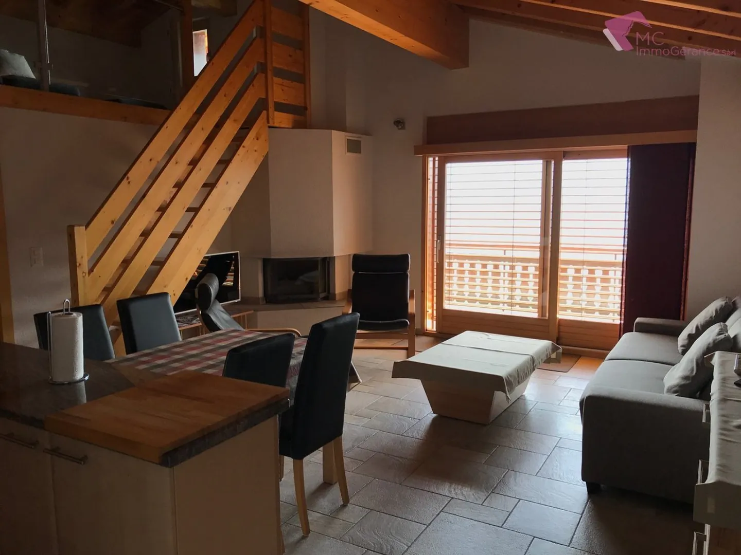 Ovronnaz - Bell'appartamento di 2.5 locali con vista magnifica - Foto 2 di 23