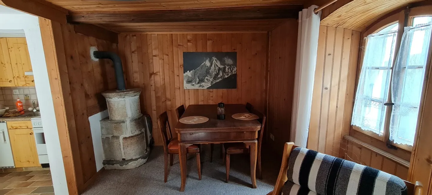 Affascinante casa di villaggio in vendita nel cuore del villaggio di Branson - Foto 3 di 9