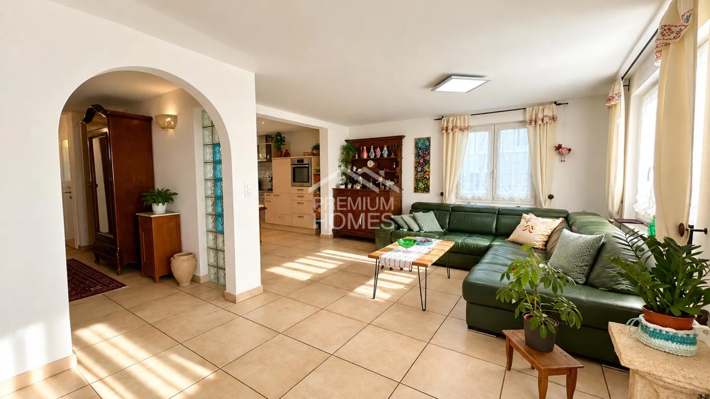 Charmantes Doppeleinfamilienhaus mit Ausbaupotenzial - Foto 5 von 13