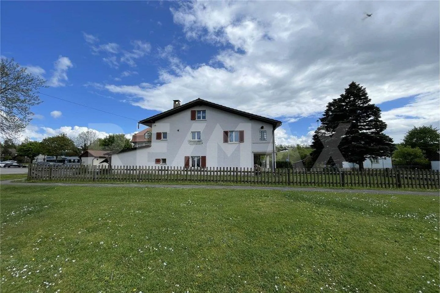 Detached single-family house for sale - Photo 1 of 3