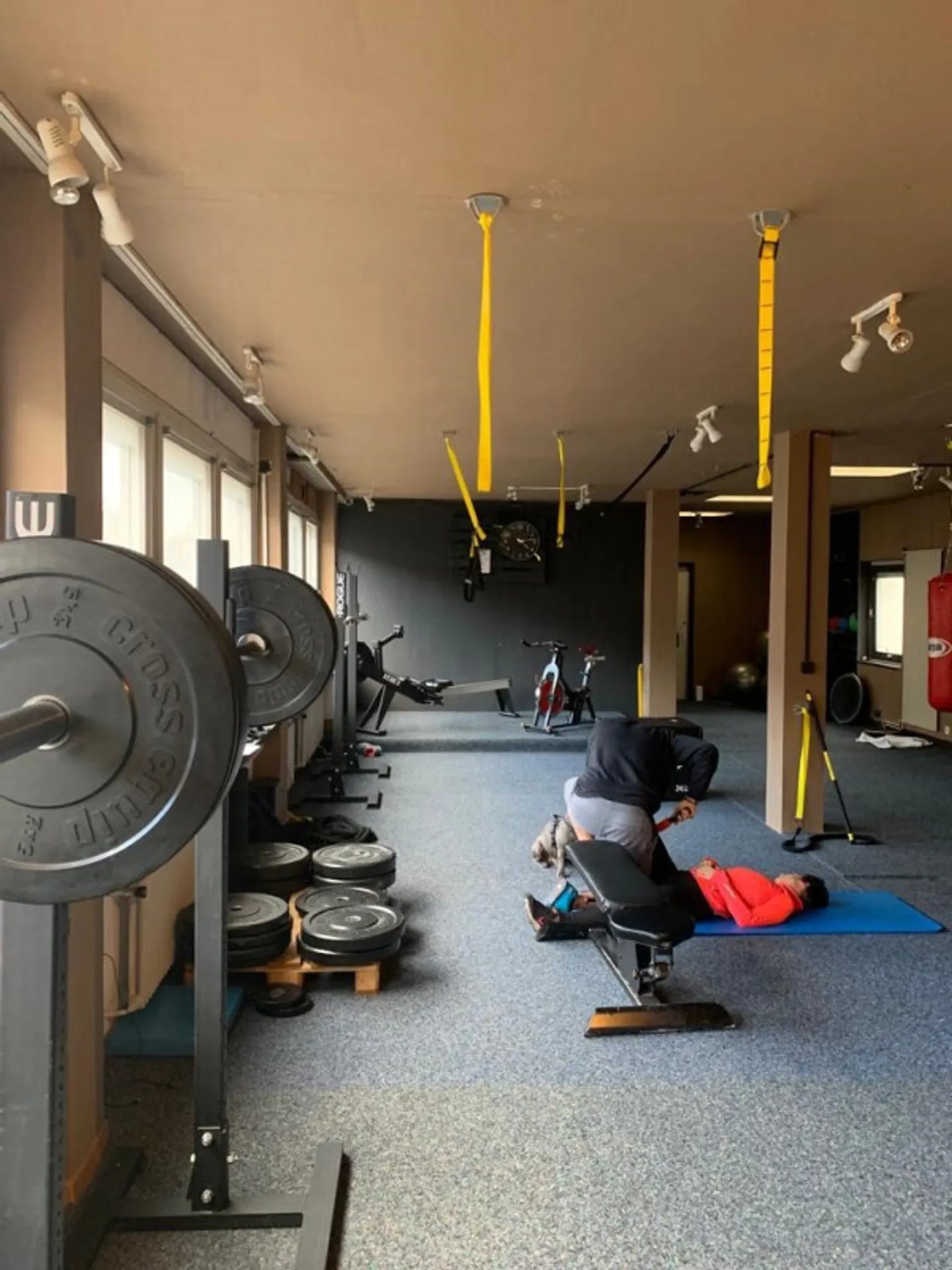 Versatile Commercial Space in Neuchâtel - Photo 4 of 5