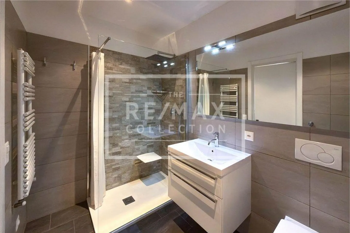 Appartement 3,5 pièces avec jardin et vue sur le lac - Photo 13 sur 13