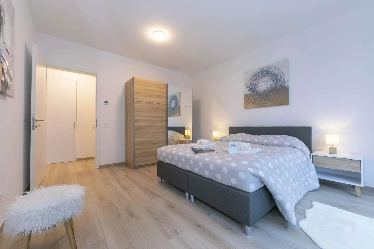 Viganello - Modern 2.5-Room Apartment - Photo 7 of 9