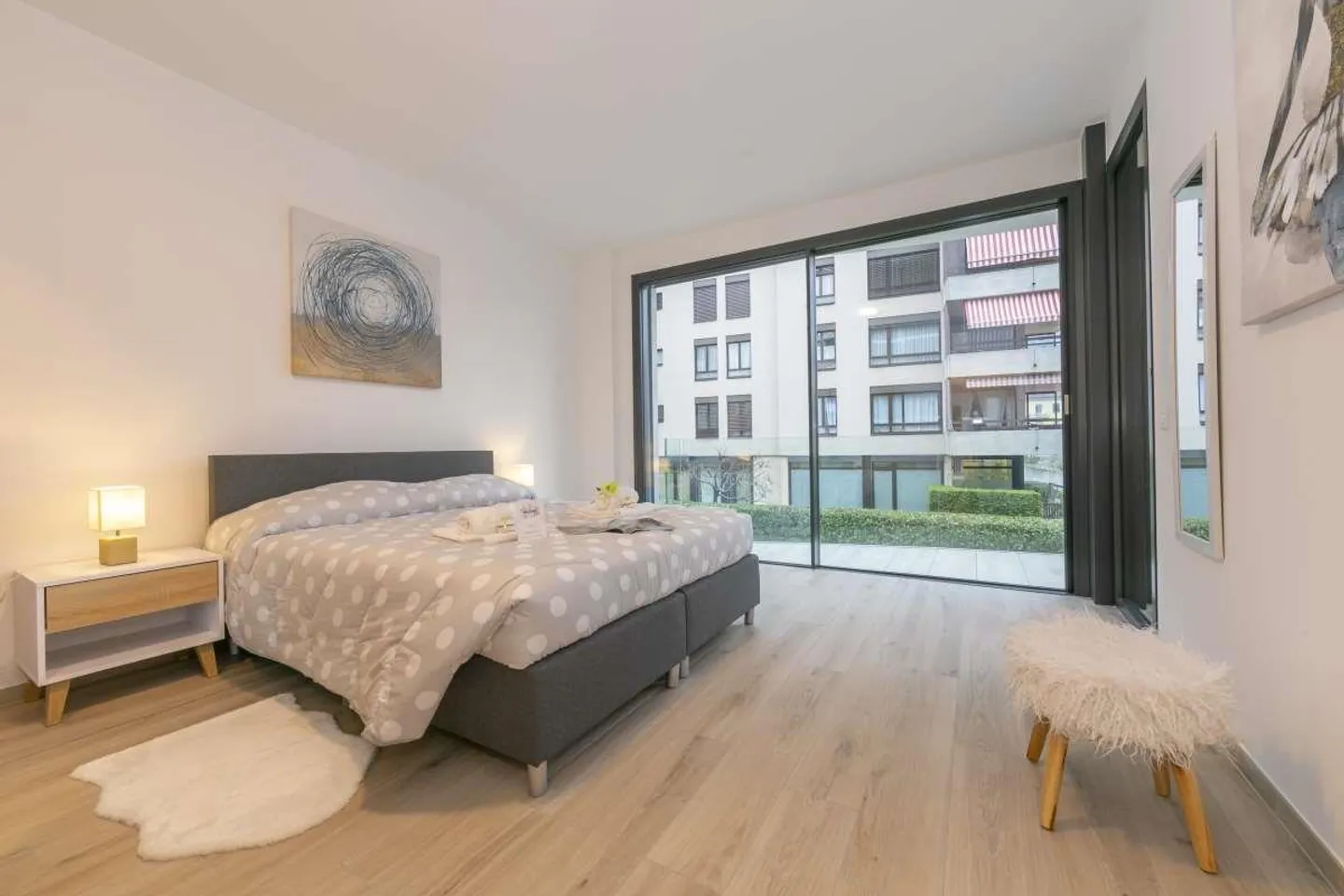 Viganello - Modern 2.5-Room Apartment - Photo 6 of 9