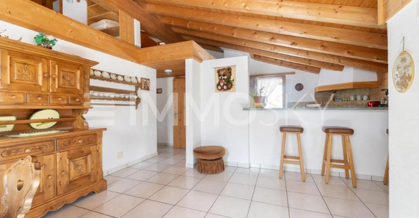Bien de rendement avec projet de conversion approuvé - Photo 3 sur 5