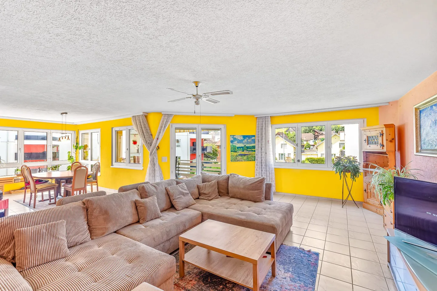 WELL LOCATED & FUNCTIONALLY DESIGNED - Photo 7 of 13