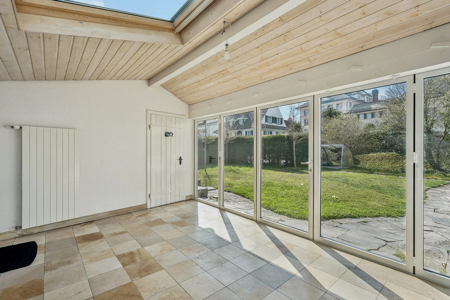 Charming living for the whole family - Photo 8 of 22