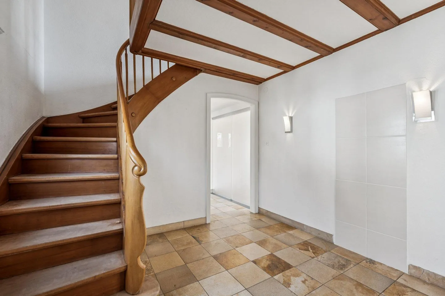 Charming living for the whole family - Photo 10 of 22