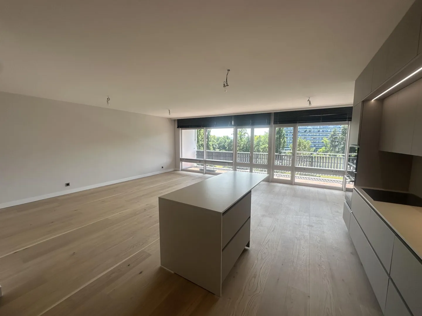 Wohnung kaufen - Foto 2 von 8