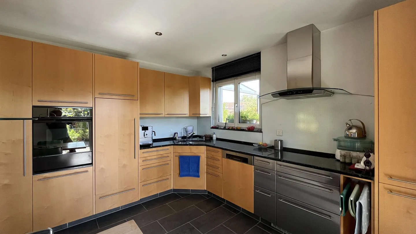 Detached 6.5-room single-family house - Photo 8 of 27