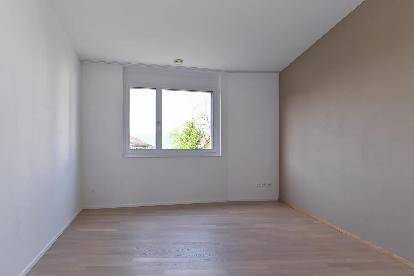 MODERN/HOCHWERTIGER INNENAUSBAU/RUHIGE UND GUTE LAGE/OFFENER GRUNDRISS - Foto 11 von 15