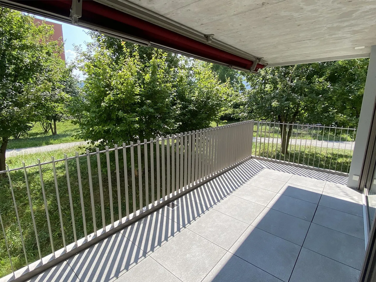 Atmospheric 2.5 room apartment in Meili Park, Feldbreite Emmen - Photo 3 of 10