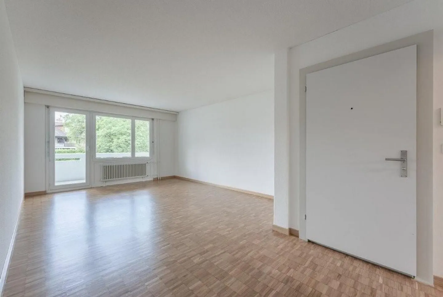 Charmante Wohnung in Benglen - Foto 2 von 5