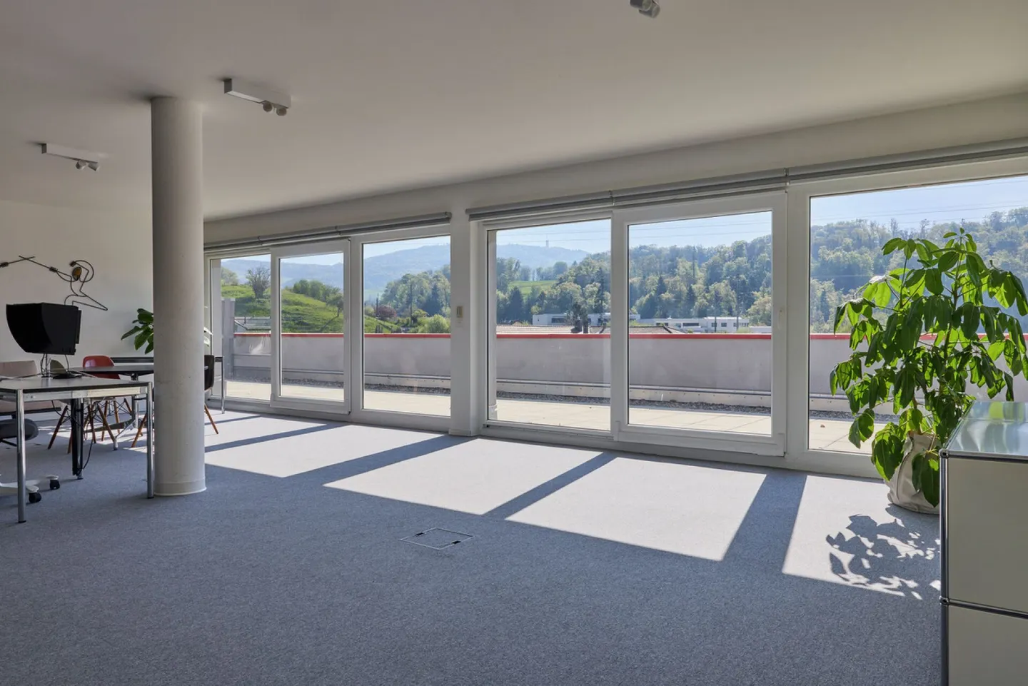 Puidoux office for rent with large terrace - Photo 4 of 7