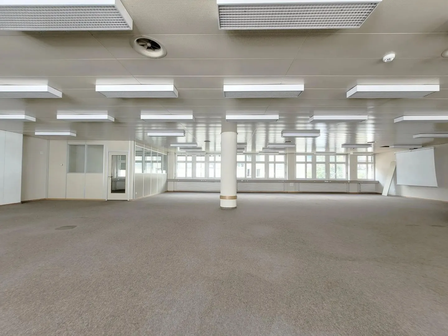 Commerciale in affitto, Schweizerhofstrasse 6, a Glarus, Svizzera - Foto 9 di 12