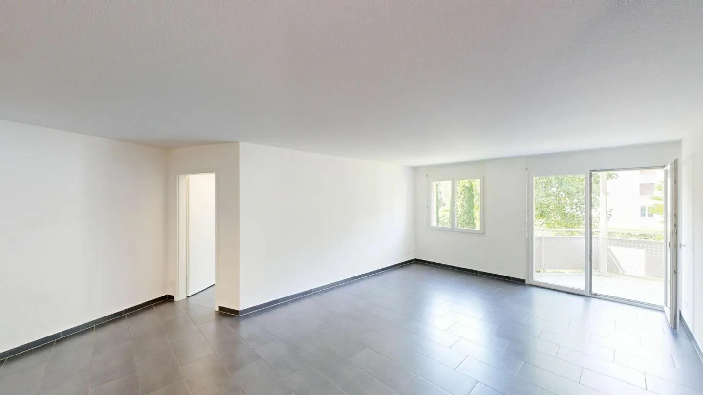3.5-room apartment with panoramic view! - Photo 3 of 9