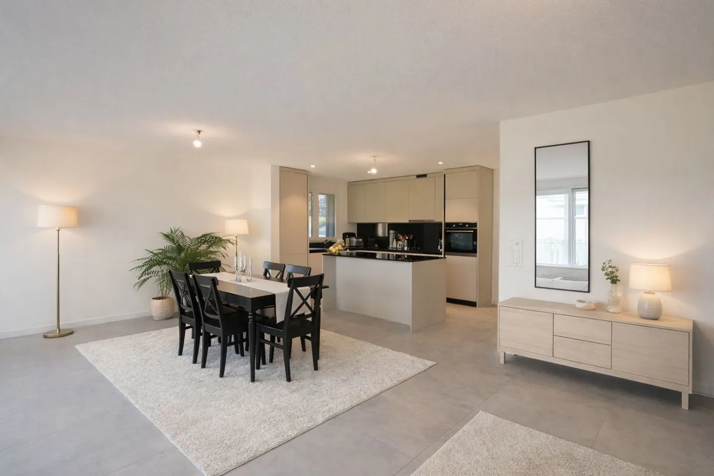 Semi-detached house with garden, in the heart of a quiet environment - Photo 3 of 7